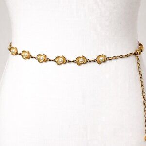 Vintage 80's gold chain belt with pearl flowers clips shut 45" from end to end